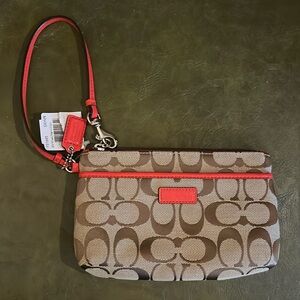 New with tags coach wristlet